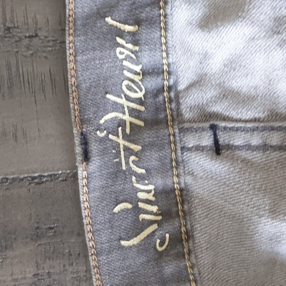 Old Navy sweetheart skinny jeans - Picture 3 of 5